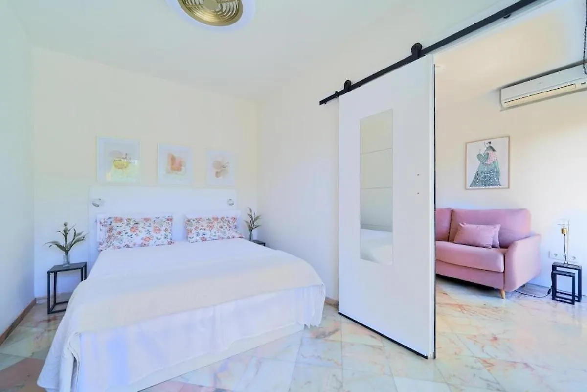 Apartment Oleholidays 422 Romana Playa Junto A La Playa Marbella Spain