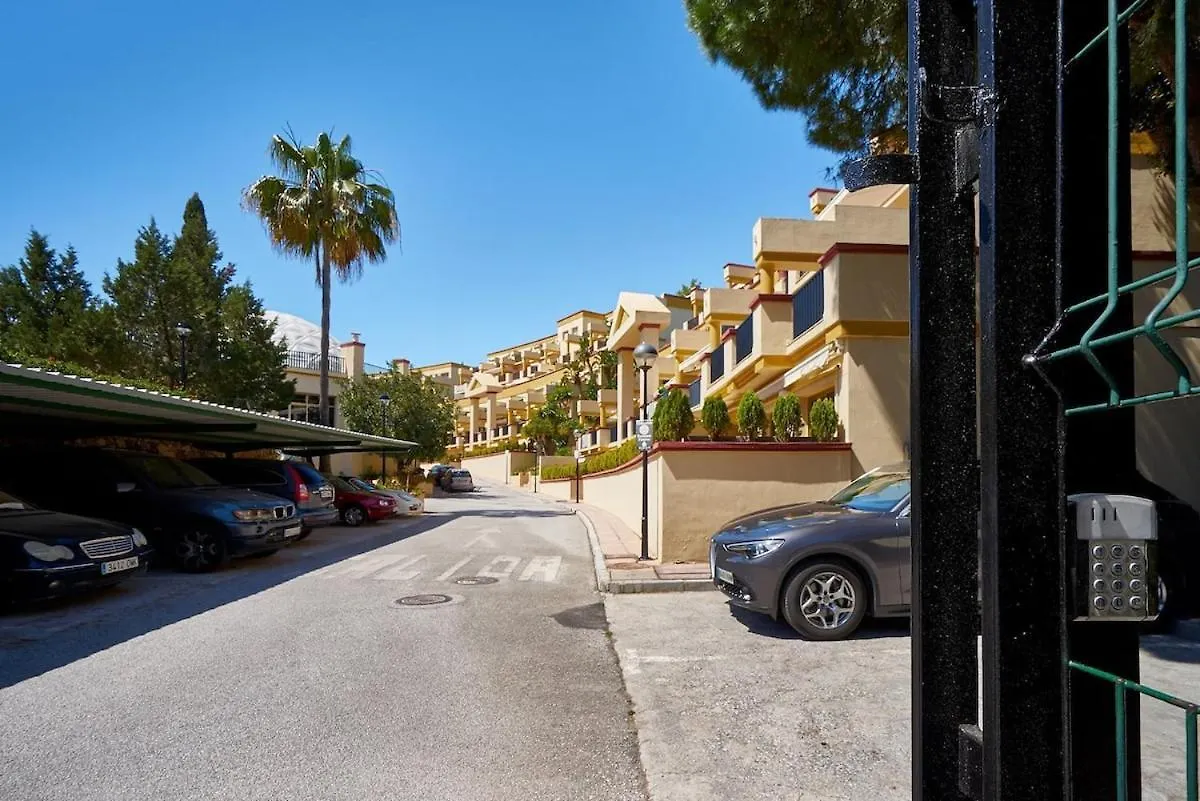 Oleholidays 422 Romana Playa Junto A La Playa Marbella